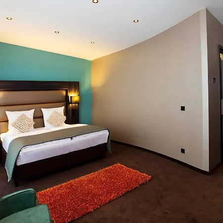 Hotel Centro Ayun Kolín nad Rýnem