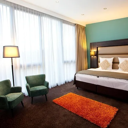 Centro Ayun 3* Kolín nad Rýnem