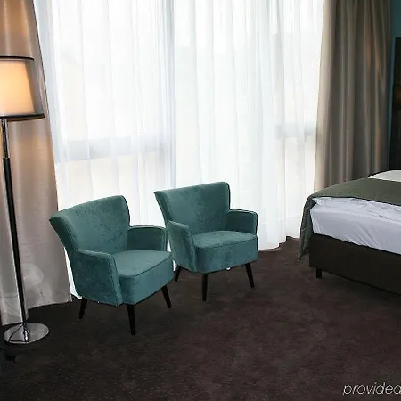 Centro Ayun Otel Köln