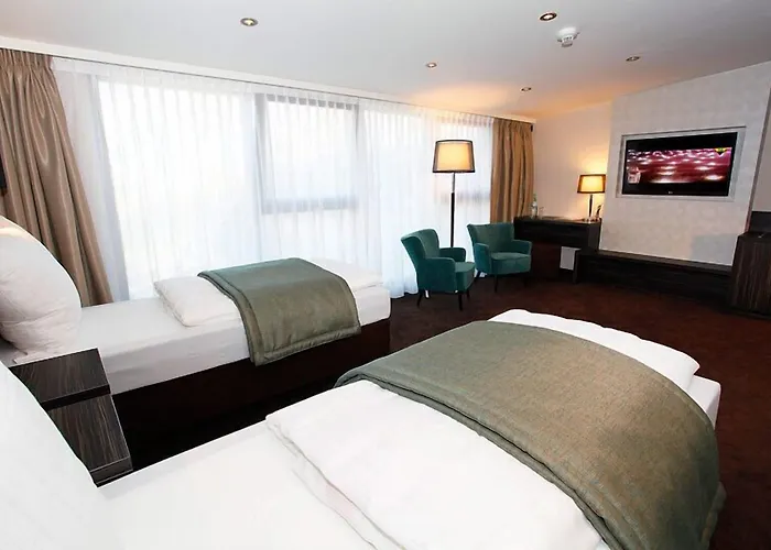 Otel Centro Ayun Köln