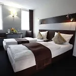 Centro Ayun 3*