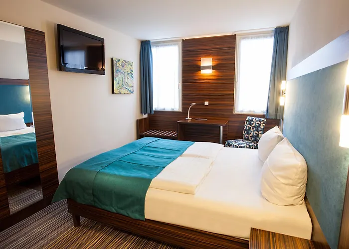 Centro Ayun Hotel 3*