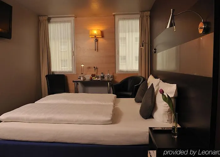 Centro Ayun Hotel 3*