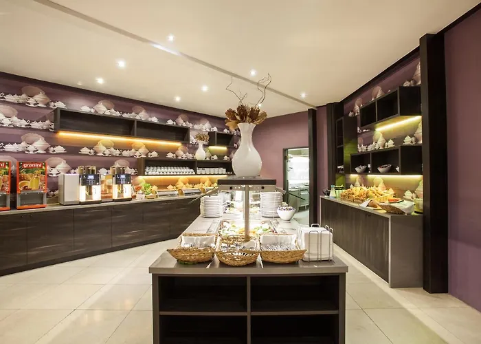 Ξενοδοχείο Centro Ayun