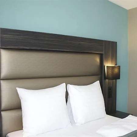Otel Centro Ayun 3*
