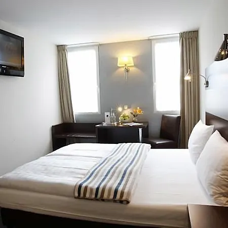 Centro Ayun Otel